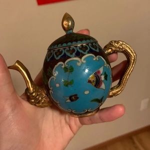 Chinese tea pot
